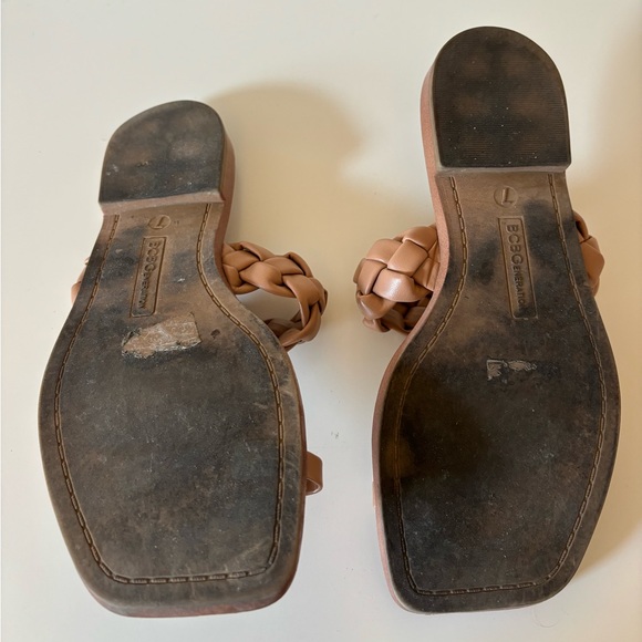 BCBGeneration Letti Sandal Toe Ring Tan 7 - Picture 5 of 5